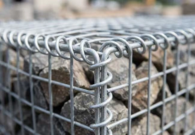 Gabion basket lacing wire connection